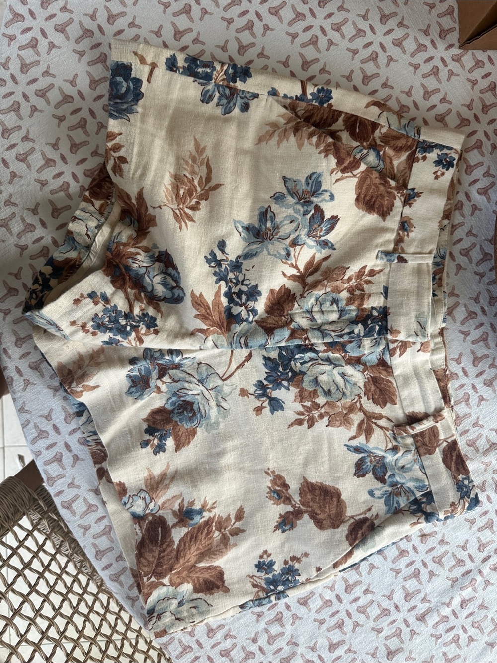 Abercrombie & Fitch Floral High-Waist Shorts - Cream, Blue, Brown
